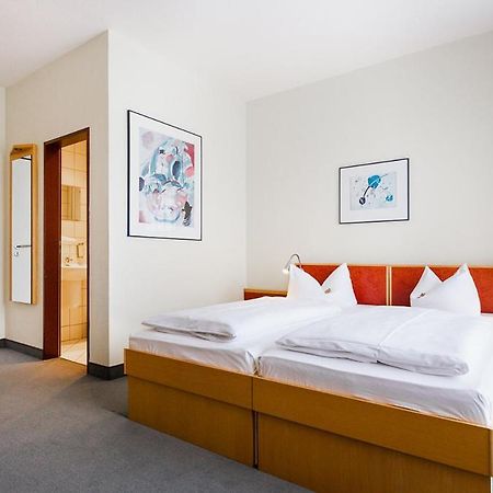 Hotel Ilmtal Mellingen Kültér fotó