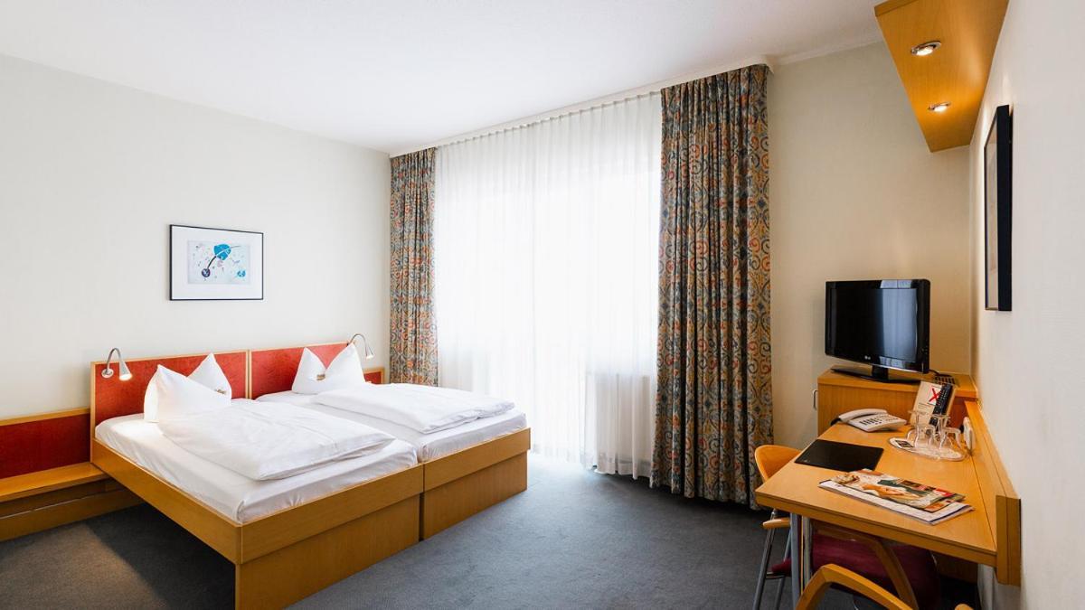 Hotel Ilmtal Mellingen Kültér fotó