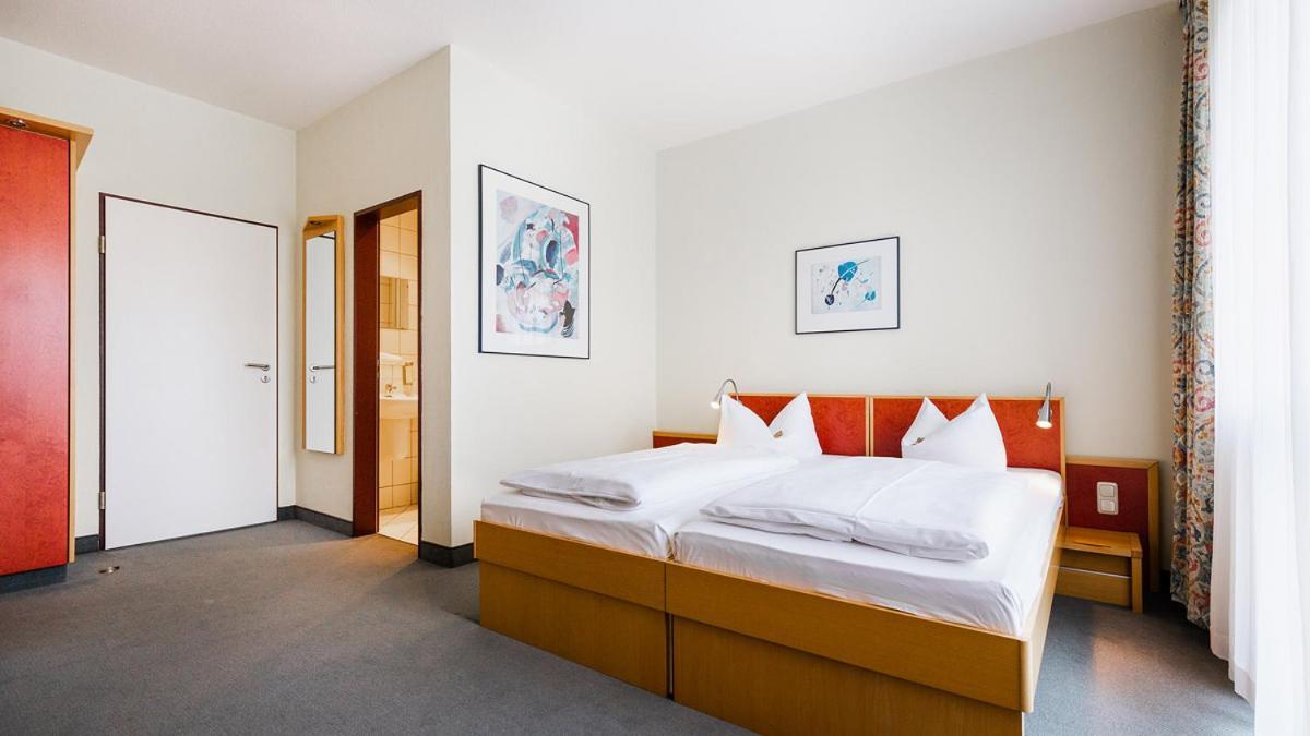 Hotel Ilmtal Mellingen Kültér fotó