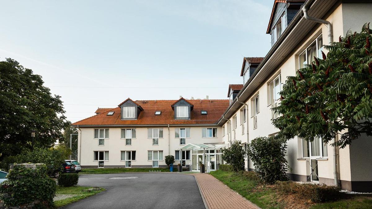 Hotel Ilmtal Mellingen Kültér fotó