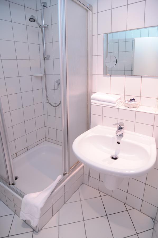 Hotel Ilmtal Mellingen Kültér fotó