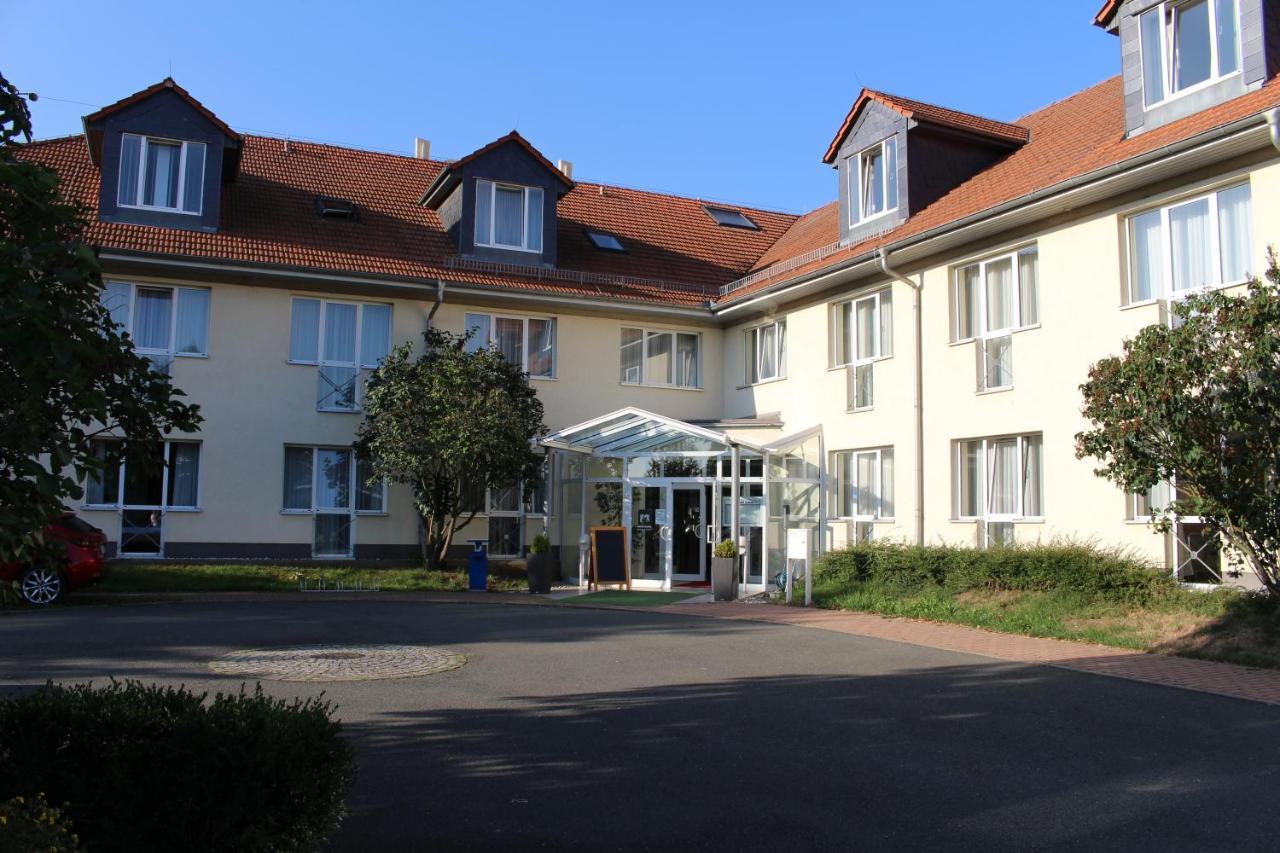 Hotel Ilmtal Mellingen Kültér fotó